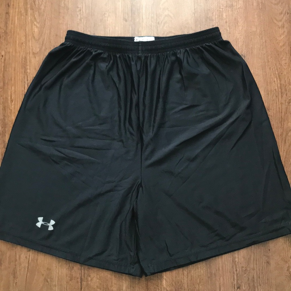 Men’s Large Under Armour Shorts